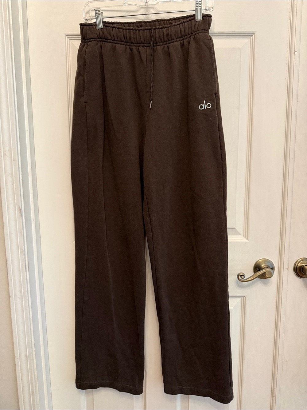 ALO Yoga S see measurements Brown Accolade Straight Joggers